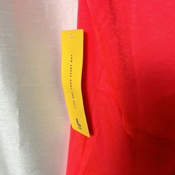 LOLE “BETH “ reflector  pink top. Oversize, asymmetrical back with criss cross - Picture 5 of 9